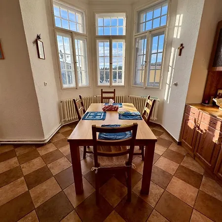 Appartamento Luxurious Above The Colonade *